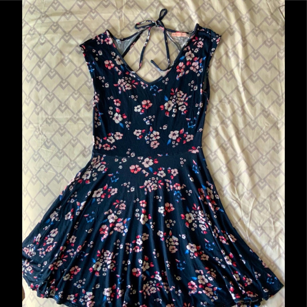 BERSHKA FLOWER DRESS